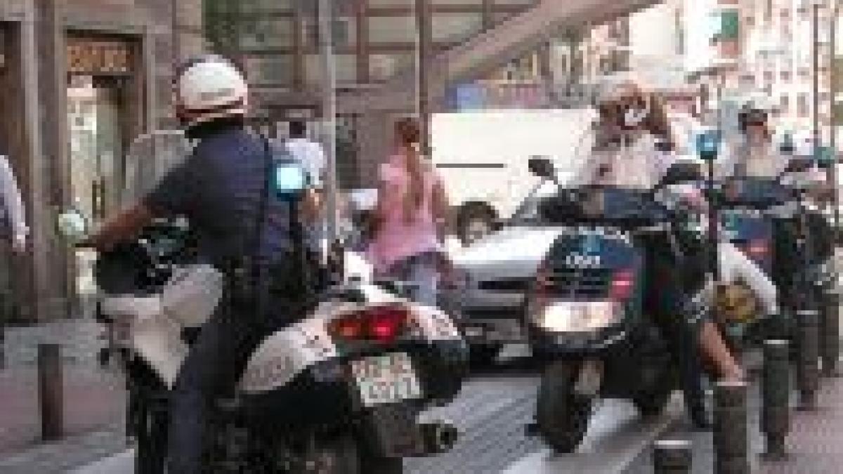 Madrid. Poliţişti spanioli arestaţi pentru că au obligat nişte românce să se prostitueze