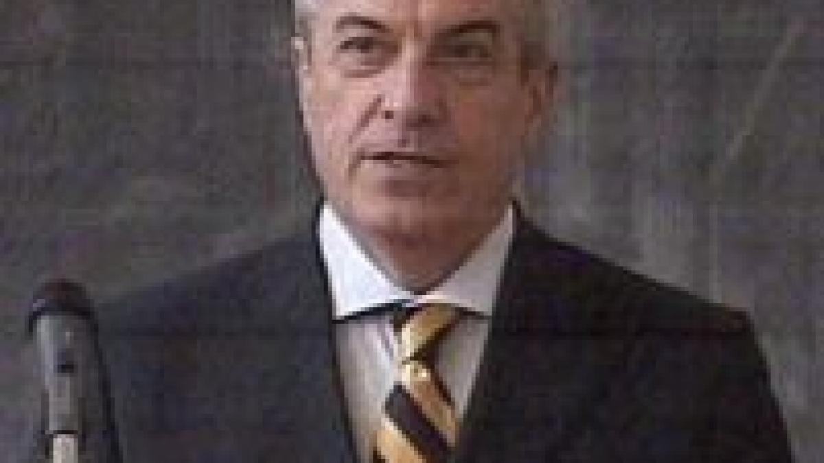 Tăriceanu, către studenţii de la ASE: ?Merită să rămâneţi în România, după absolvire? <font color=red>(VIDEO)</font>