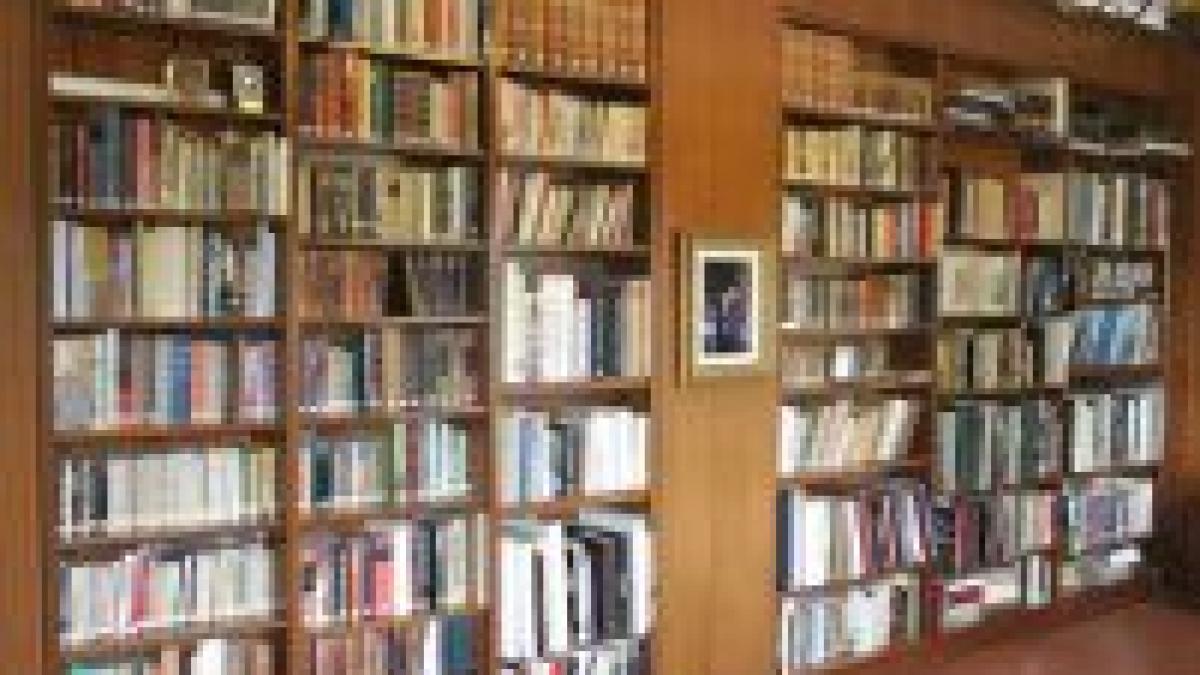 Biblioteci gratuite pentru călători deschise în şase gări din România