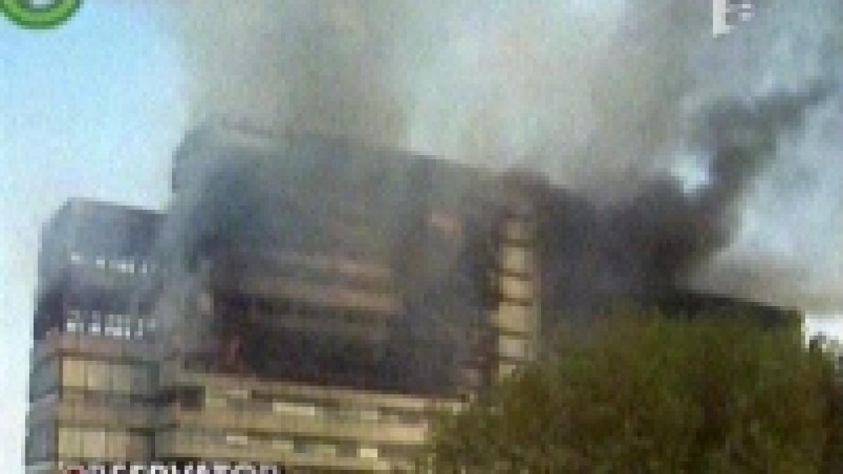 Clădirea unei facultăţi din Olanda s-a prăbuşit în urma unui incendiu