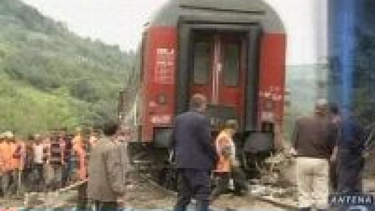 Un tren de persoane a deraiat în Bistriţa Năsăud