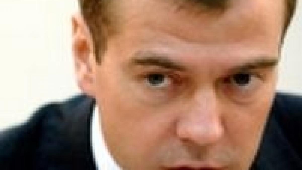 Dmitri Medvedev, acuzat că a îndemnat un fotbalist să bea şi apoi să conducă maşina