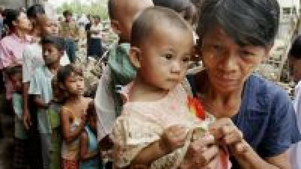 ONU: Sinistraţii din Myanmar aşteaptă şi acum alimente şi medicamente