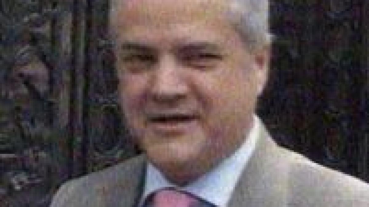 Adrian Năstase îl sfătuieşte pe Olli Rehn să nu i se mai confeseze Monicăi Macovei