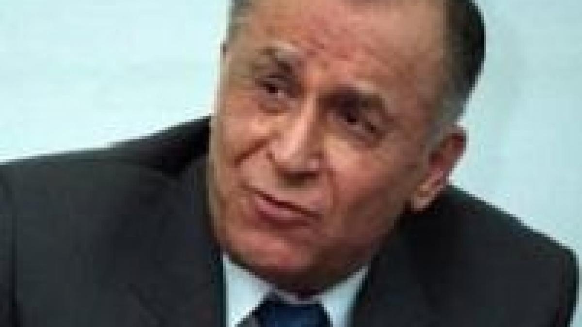 Iliescu: Băsescu suferă de o obsesie maladivă şi implicarea lui electorală va dăuna PD-L