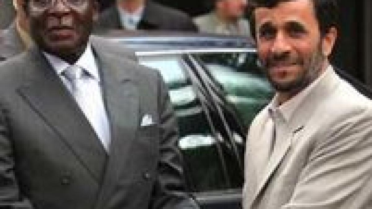 Mugabe şi Ahmadinejad - surpriza summitului de la Roma