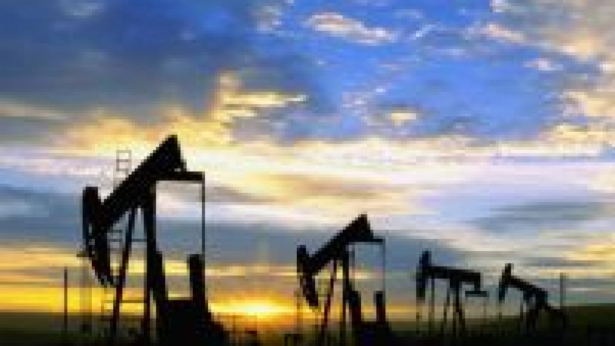 Alertă mondială, din cauza preţului ridicat al petrolului. G8 cere creşterea urgentă a producţiei