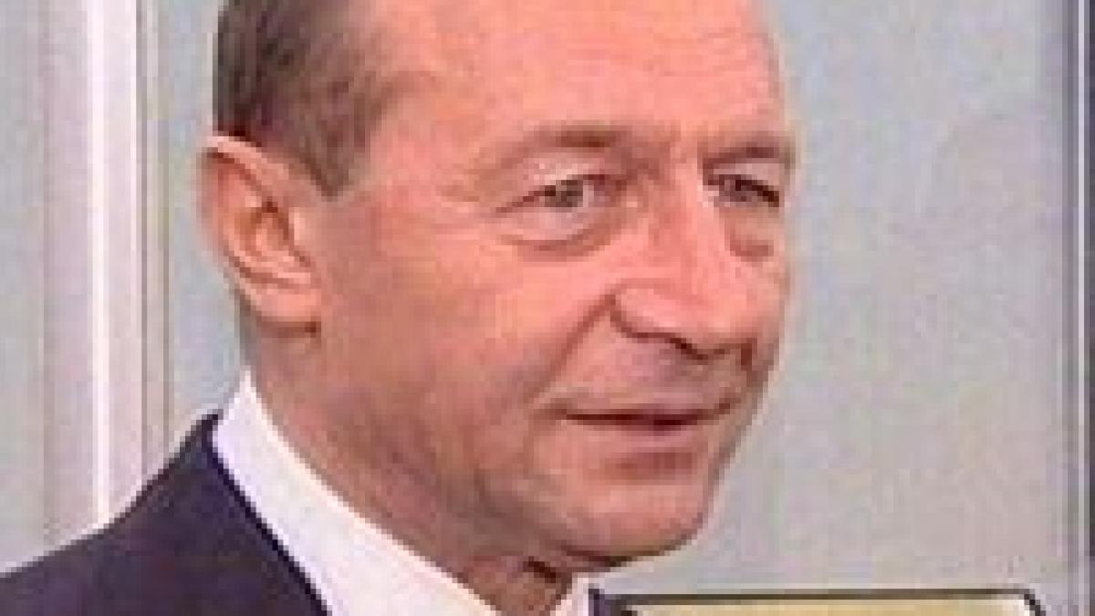 Băsescu: Constituţia ar trebui să se inspire din Proclamaţia de la Islaz