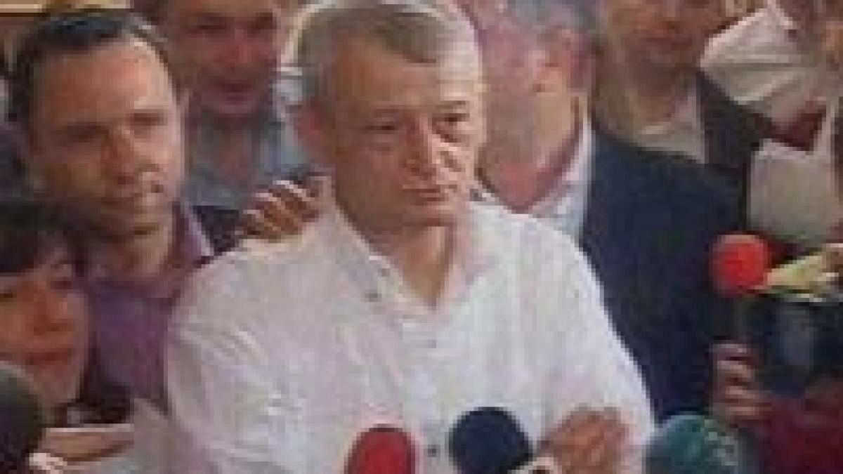 Oprescu: Cetăţenii au instalat primul Primar independent din istoria recentă a Bucureştiului