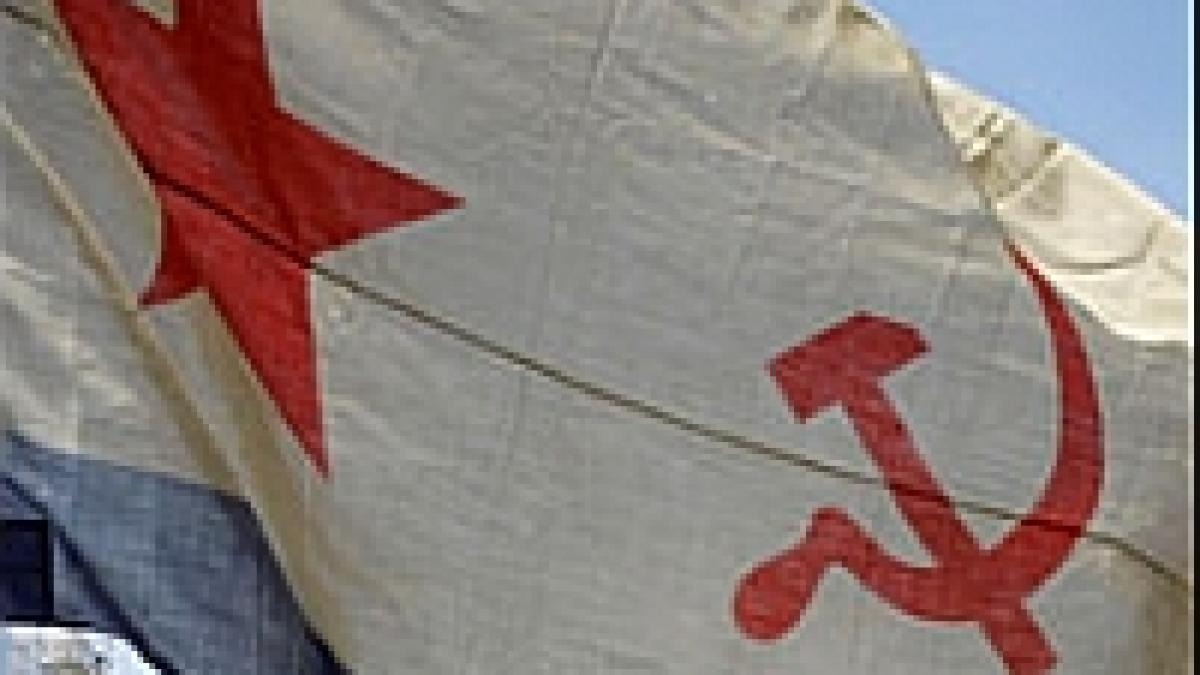 Simbolurile sovietice şi naziste, interzise în ţările baltice