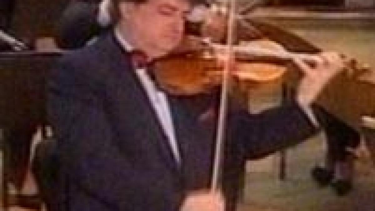 Spectacol de zile mari la Sibiu. Vedete: Eugen Sârbu şi o vioară Stradivarius