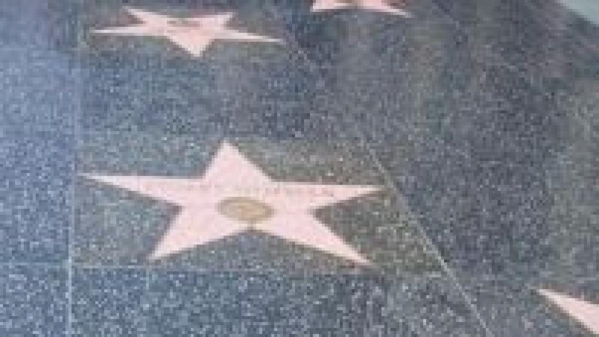 Hollywood. Shakira şi Cameron Diaz vor avea câte o stea pe Walk of Fame