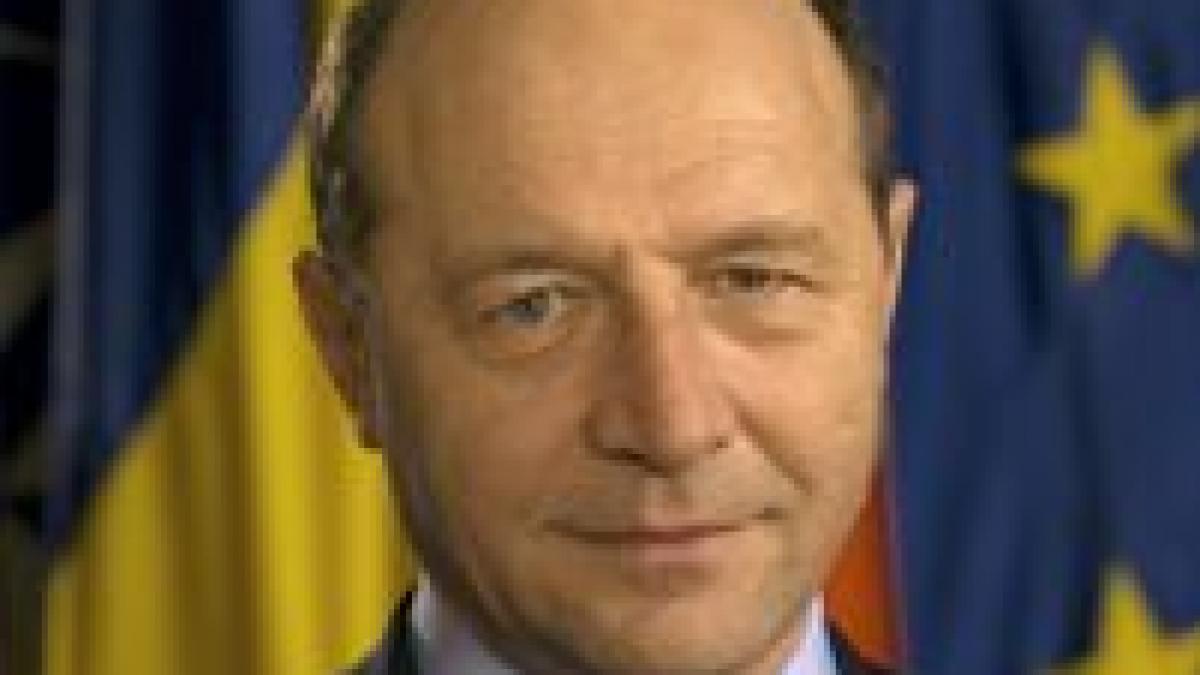 Băsescu cere convocarea unei sesiuni extraordinare în cazurile Năstase şi Mitrea