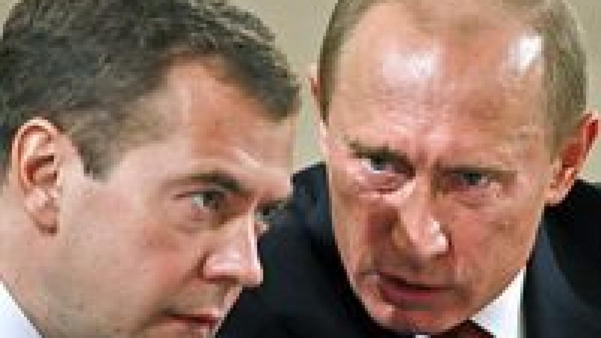 Rusia. Medvedev continuă politica lui Putin în privinţa scutului american