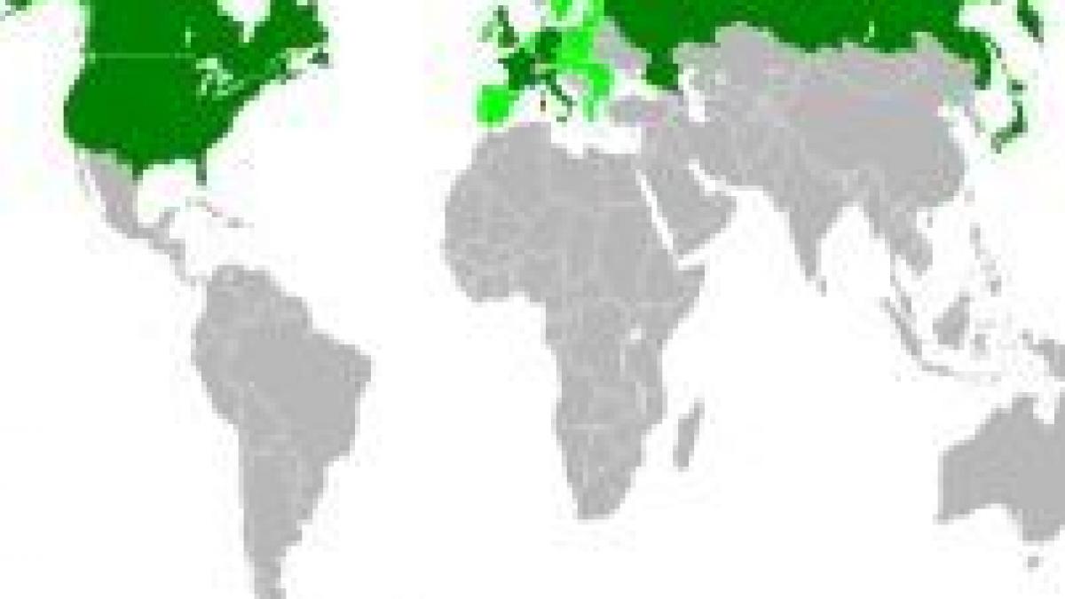 Summit-ul G8: Emisiile de gaze cu efect de seră, înjumătăţite până în 2050