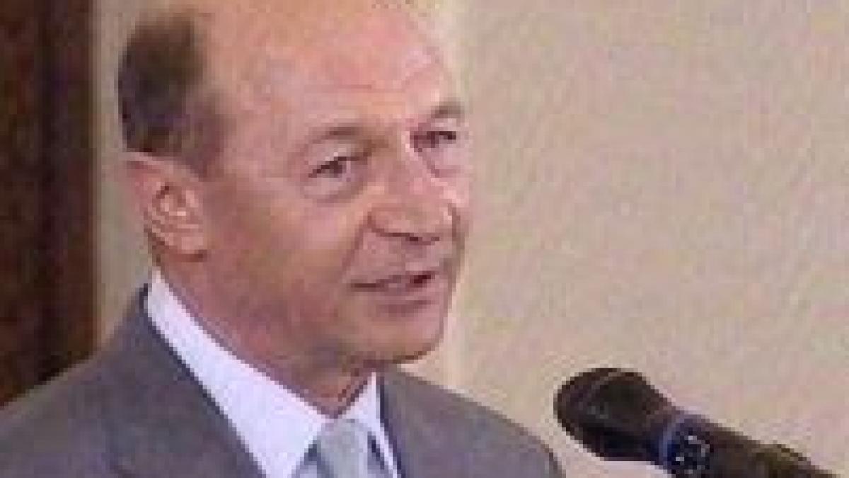 Băsescu: Procurori care se cred James Bond transmit informaţii din dosare presei