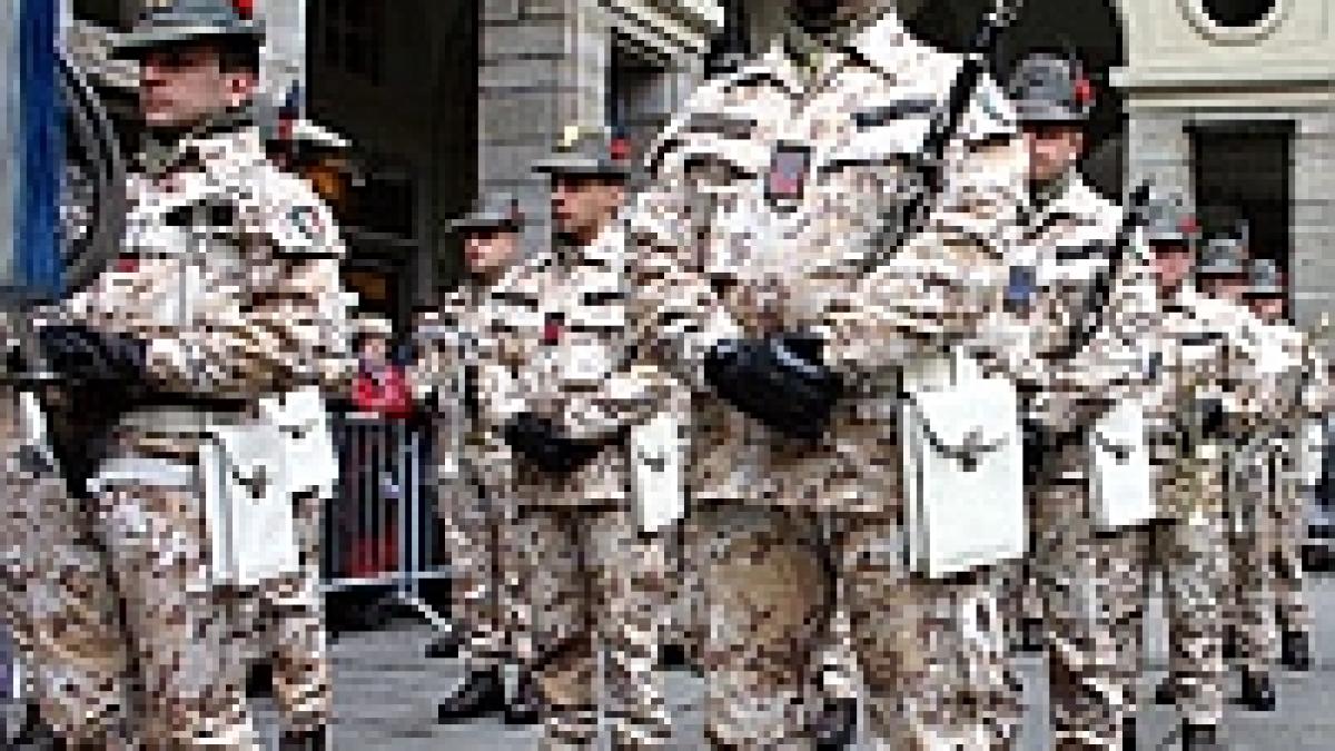 Italia: militarii vor păzi centrele de imigranţi