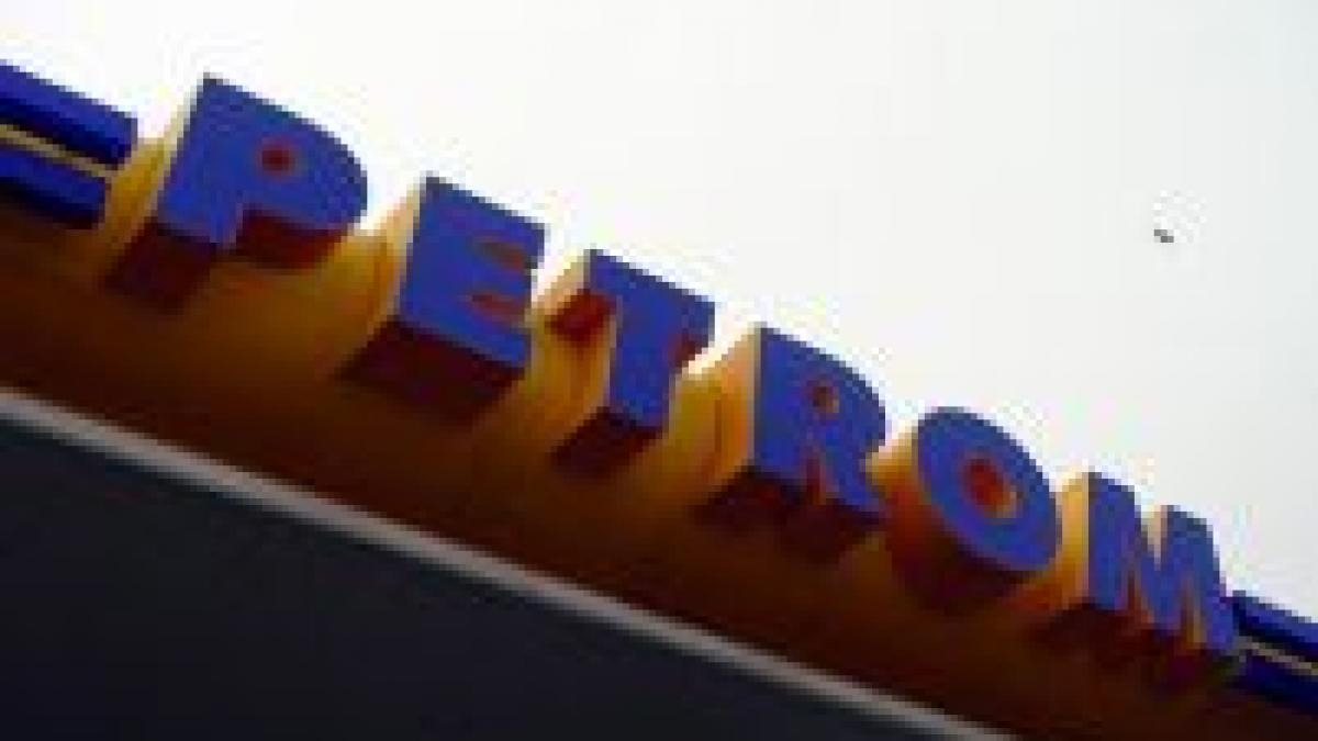 Petrom ieftineşte carburanţii! ECO 95 va costa sub 4 lei pe litru, pentru prima oară din luna mai