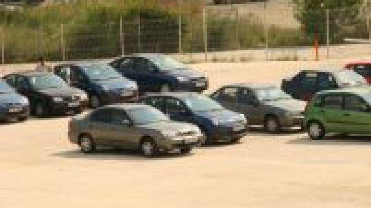 Primăria Capitalei se luptă cu decibelii. Circulaţia vehiculelor zgomotoase, interzisă noaptea