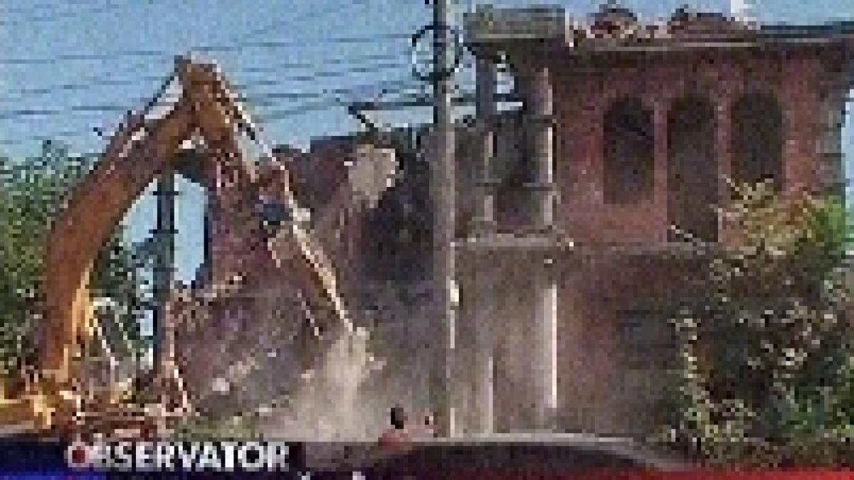 Palatul ţigănesc "care făcea Timişoara frumoasă" a fost demolat de primărie