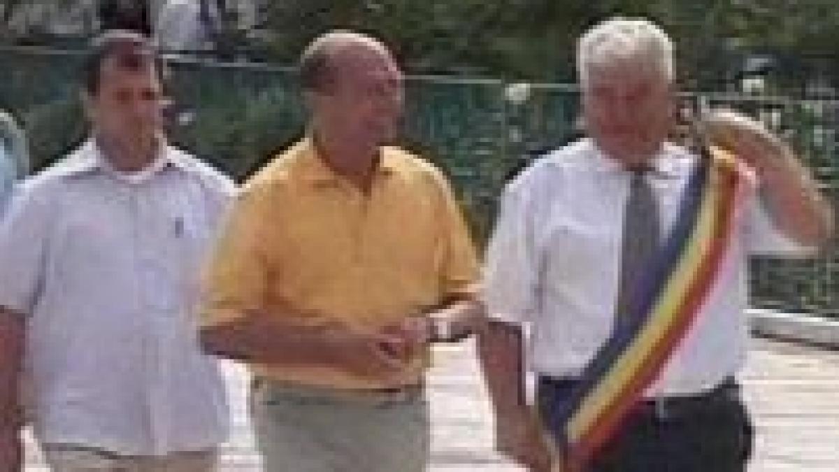 Preşedintele Traian Băsescu se distrează la Zilele Oraşului Sulina