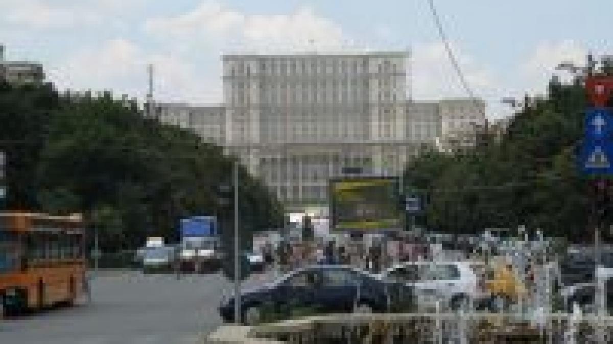 Bucharest City Challenge impune restricţii de circulaţie pe străzile din jurul Parlamentului