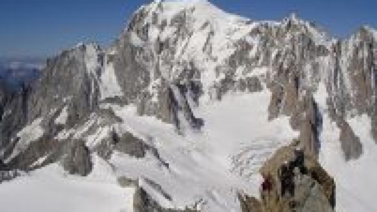 Şapte răniţi şi zece persoane dispărute în urma unei avalanşe în Mont Blanc