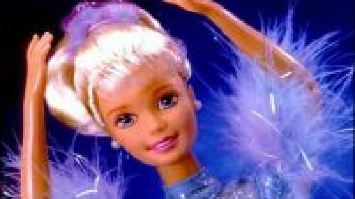 Bătaie între păpuşi. 100 de milioane de dolari, acordaţi companiei care produce Barbie