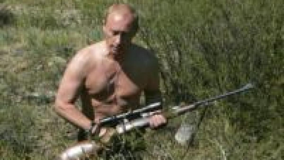 Detronat de presa rusă. Putin, doar locul doi în topul celor mai sexy bărbaţi (FOTO)
