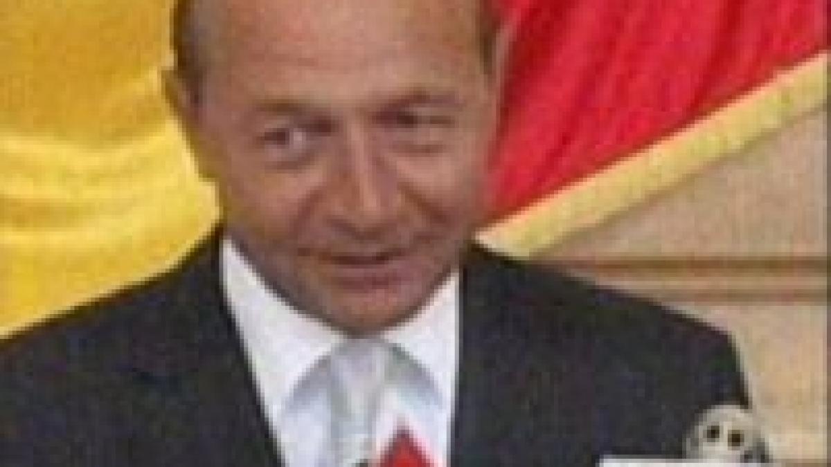 Băsescu: Vaticanul nu a recunoscut Kosovo şi militează pentru integritatea Georgiei