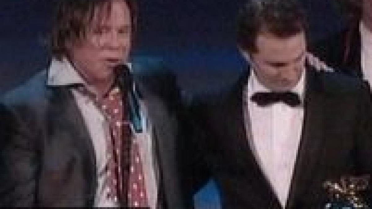 Mickey Rourke renaşte din propria-i cenuşă. "Luptătorul" a câştigat Leul de Aur, la Veneţia