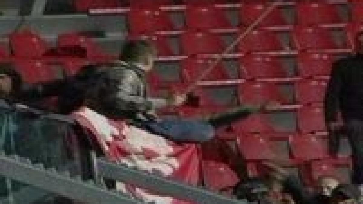 Dinamo riscă suspendarea din UEFA, după ce suporterii s-au bătut în Olanda (VIDEO)