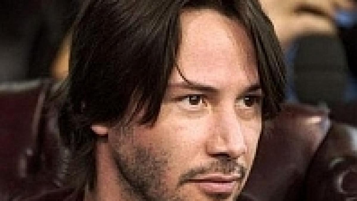 Keanu Reeves, în proces. Actorul a fost găsit nevinovat de lovirea unui fotograf


