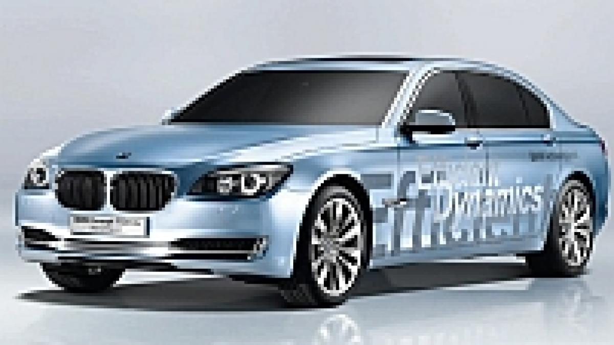 BMW îşi face debutul "verde" prin 750i ActiveHybrid Concept