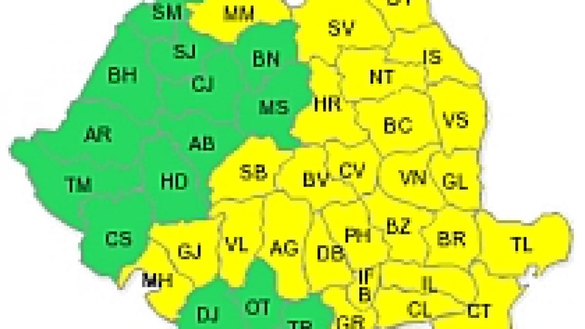 27 de judeţe şi municipiul Bucureşti se află sub avertizare cod galben de ploi şi vreme rea 