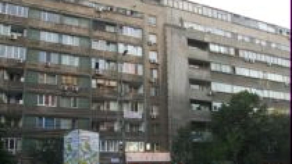 Criză imobiliară în România: apartamente multe şi mai ieftine, puţini cumpărători 