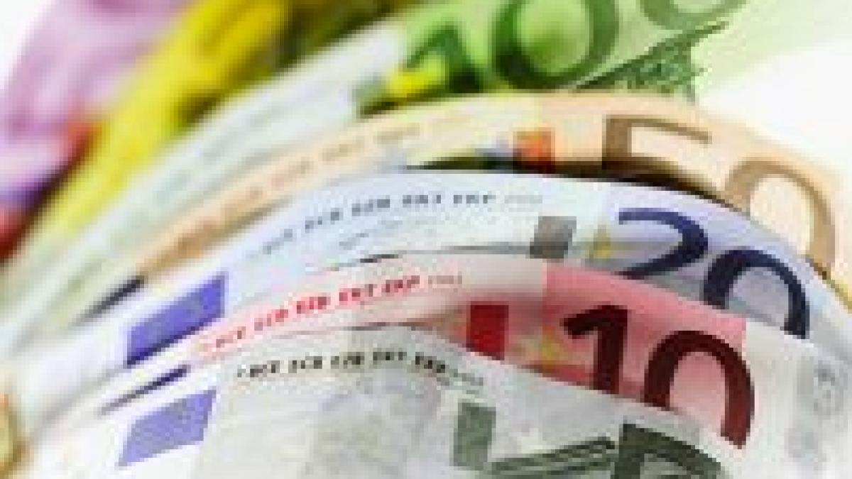 Leul se apreciază: 1 euro = 3,9277. Bursa de la Bucureşti a închis în scădere