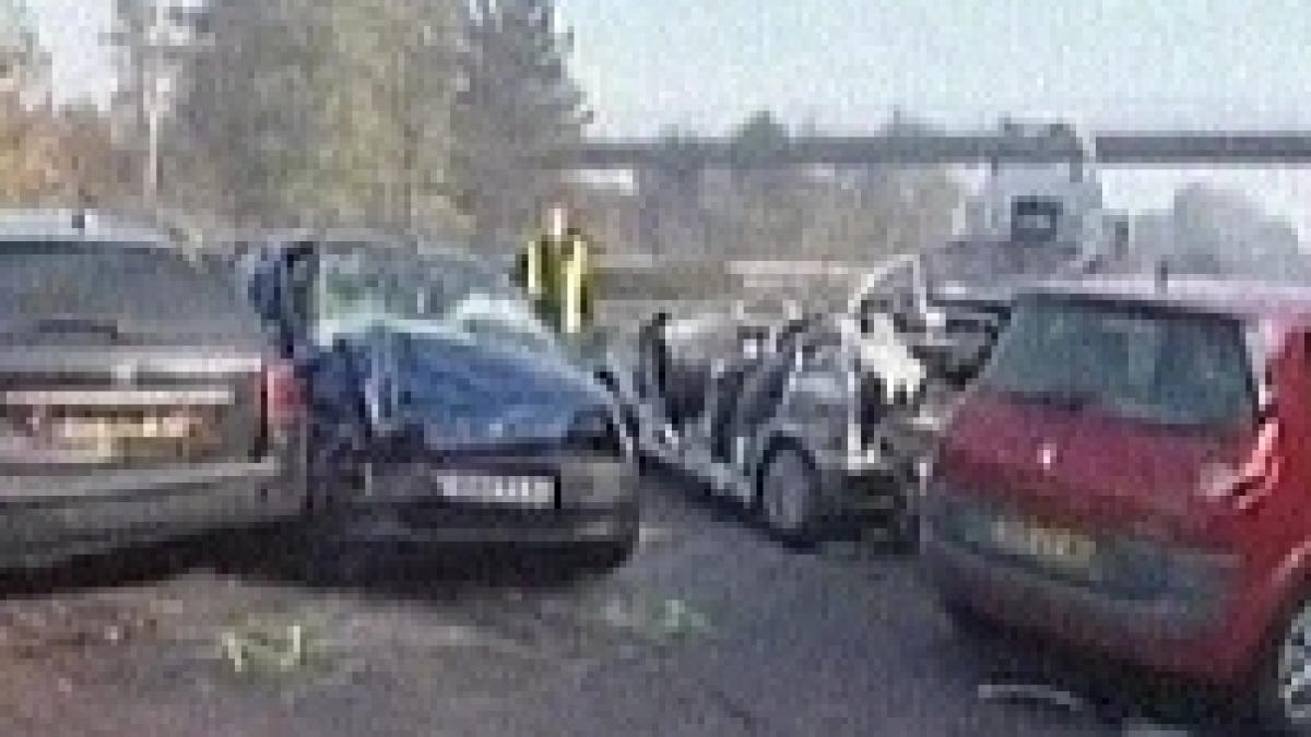 Carambol pe o autostradă din estul Franţei, soldat cu un mort şi 39 de răniţi