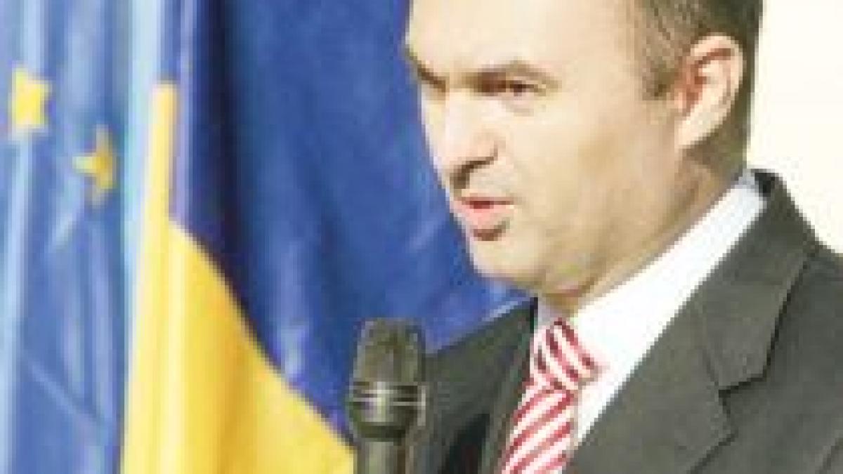 Surse: Cristian Adomniţei, fostul ministru al Educaţiei, cercetat la DNA