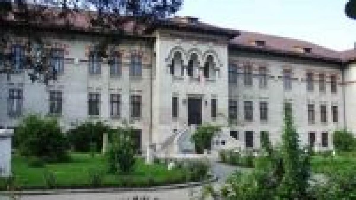 Un elev în clasa a IX-a din Strehaia, ucis în bătaie de un coleg de clasă