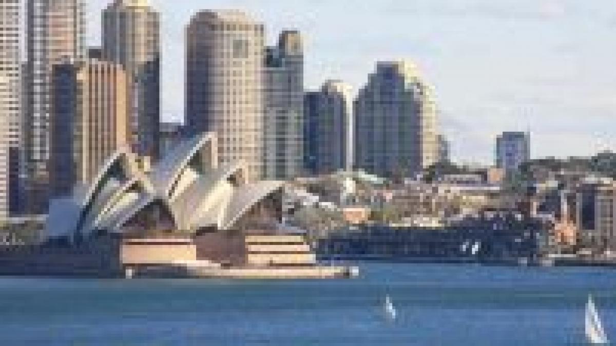 Criza economică ar putea determina Australia să reducă numărul imigranţilor 