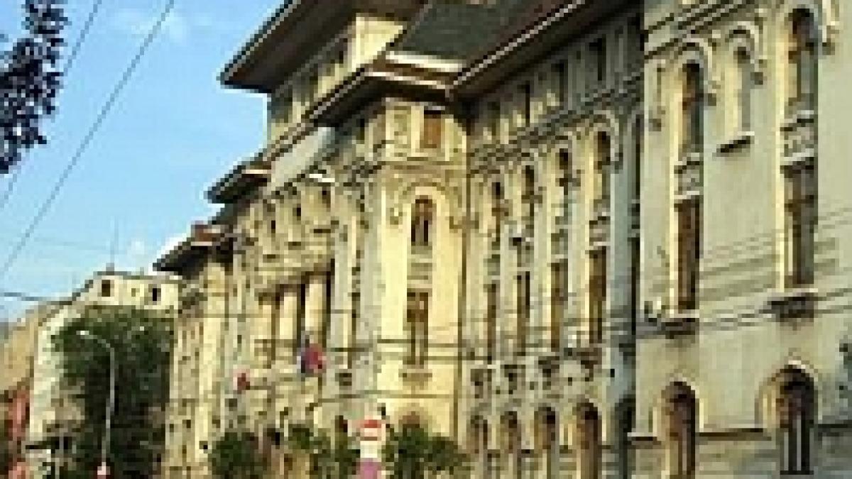 93 de funcţionari ai Primăriei Bucureşti, verificaţi de ANI din cauza declaraţiilor de avere 