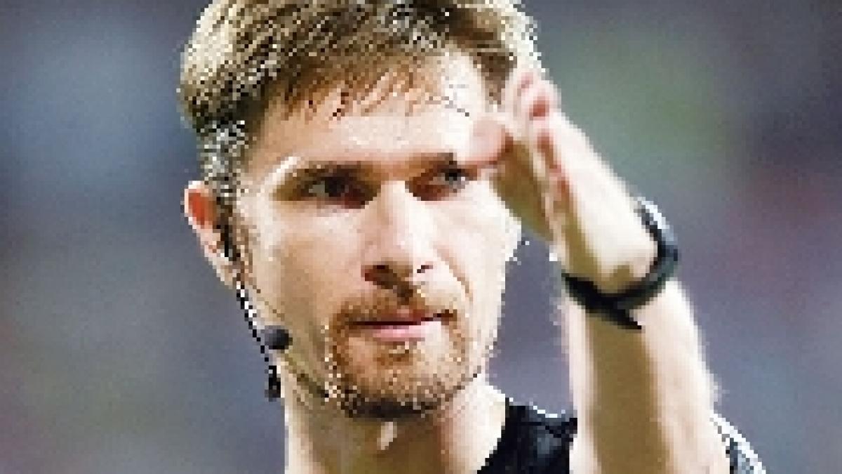 Extratereştrii de la Barcelona, la mâna arbitrului Alexandru Tudor