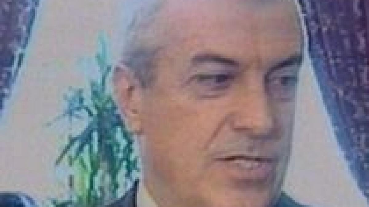 Salariile profesorilor, la tribunal. Tăriceanu, Vosganian şi Adomniţei acuzaţi că au oferit informaţii false