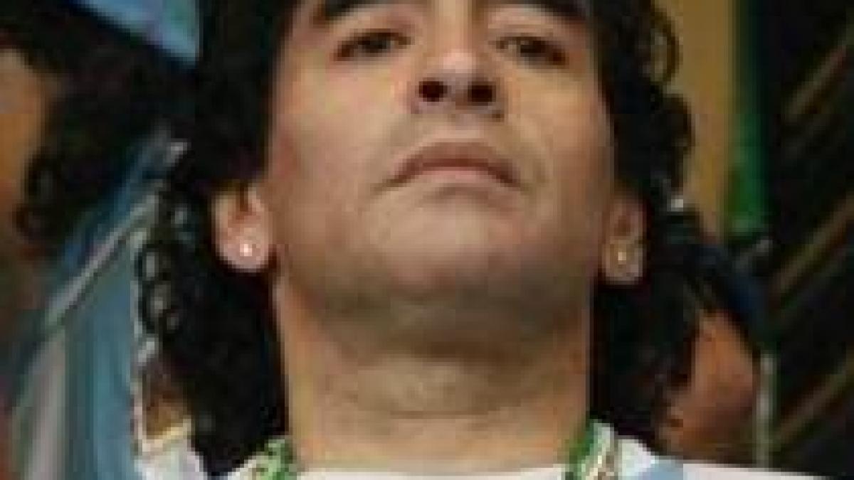 Maradona, prezentat oficial în funcţia de selecţioner al Argentinei