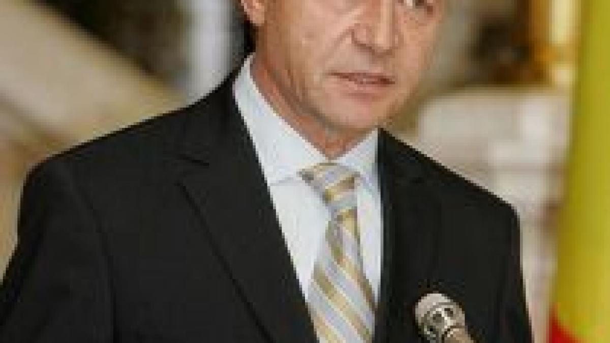 Băsescu ameninţă cu dizolvarea Parlamentului şi spune că Geoană şi Tăriceanu nu vor fi premieri