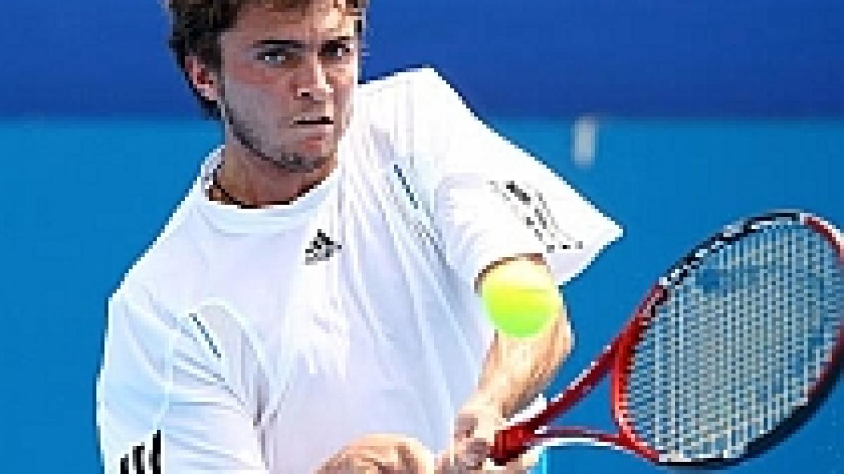 Gilles Simon produce surpriza la Masters Cup: victorie în faţa lui Federer