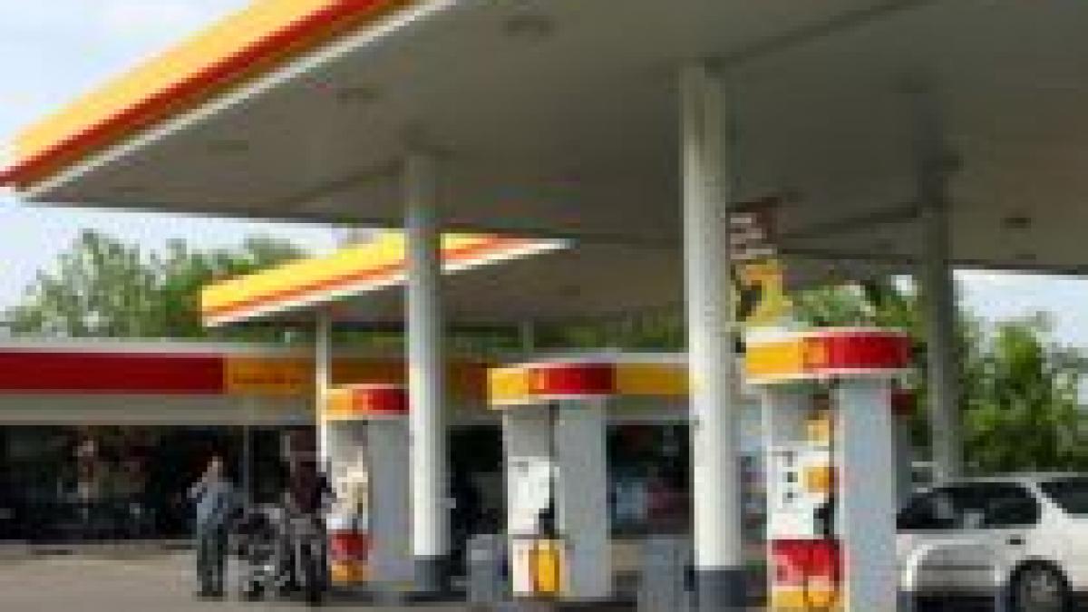 Petrom a redus, din nou, preţul carburanţilor: Benzina Premium fără plumb, cotată la 3,16 lei