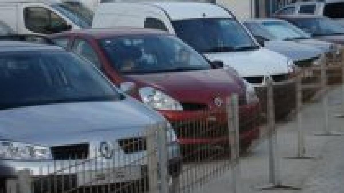 APIA: Vânzările auto au scăzut cu 30% în luna octombrie