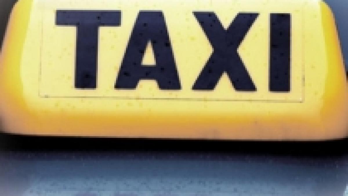 Taximetriştii bucureşteni amână creşterea tarifelor din cauza scăderii numărului de comenzi